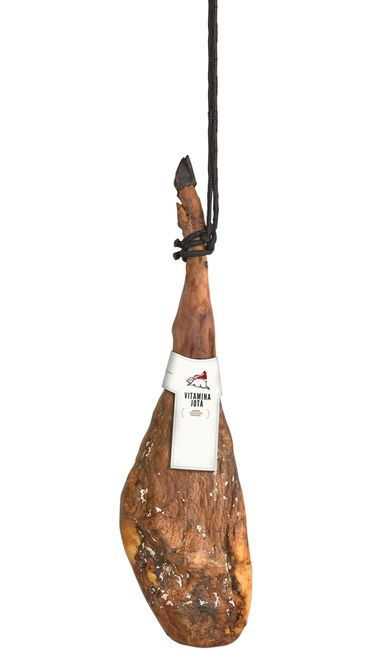 Jamón ibérico fuera de norma Colección Privada entero, colgado con su vitola Vitamina Jota