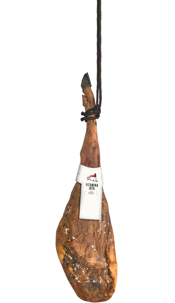 Jamón ibérico fuera de norma Colección Privada entero, colgado con su vitola Vitamina Jota